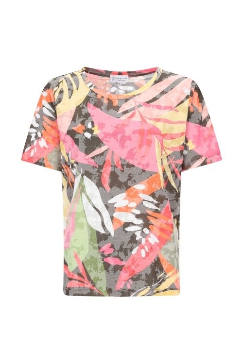 rotes Shirt mit Muster